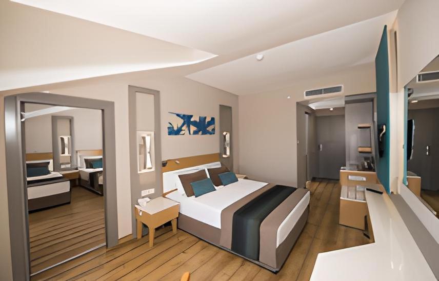 Palm World Side Resort & Spa エクステリア 写真