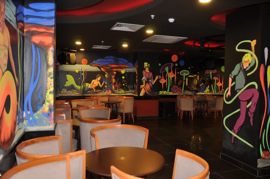 Palm World Side Resort & Spa エクステリア 写真