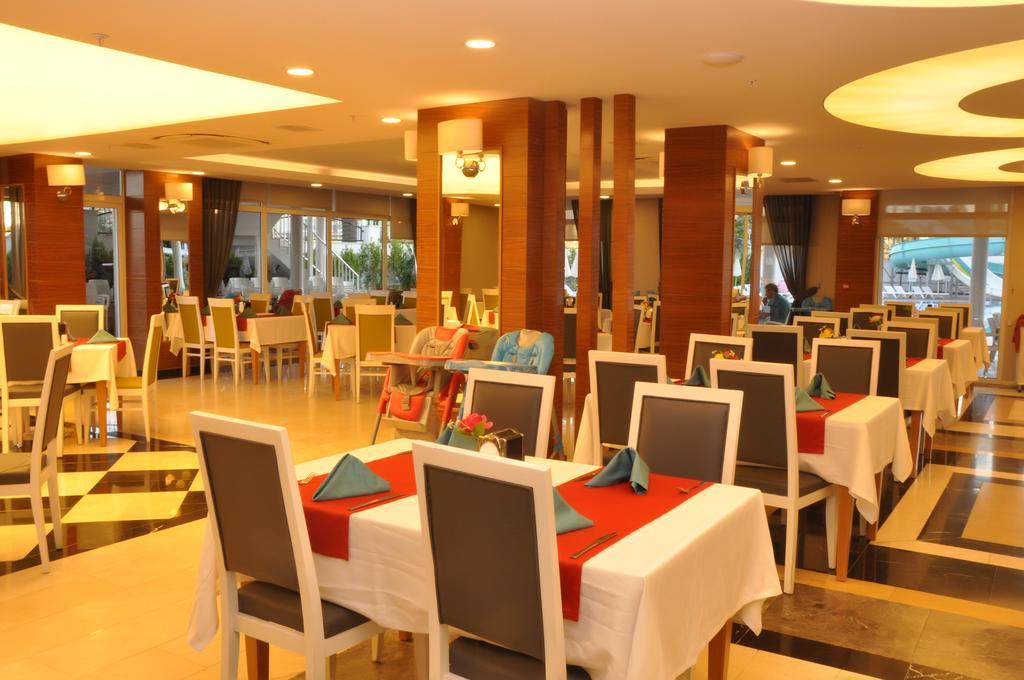 Palm World Side Resort & Spa エクステリア 写真