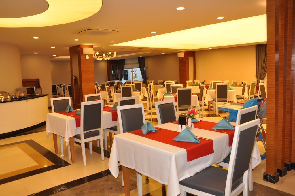 Palm World Side Resort & Spa エクステリア 写真